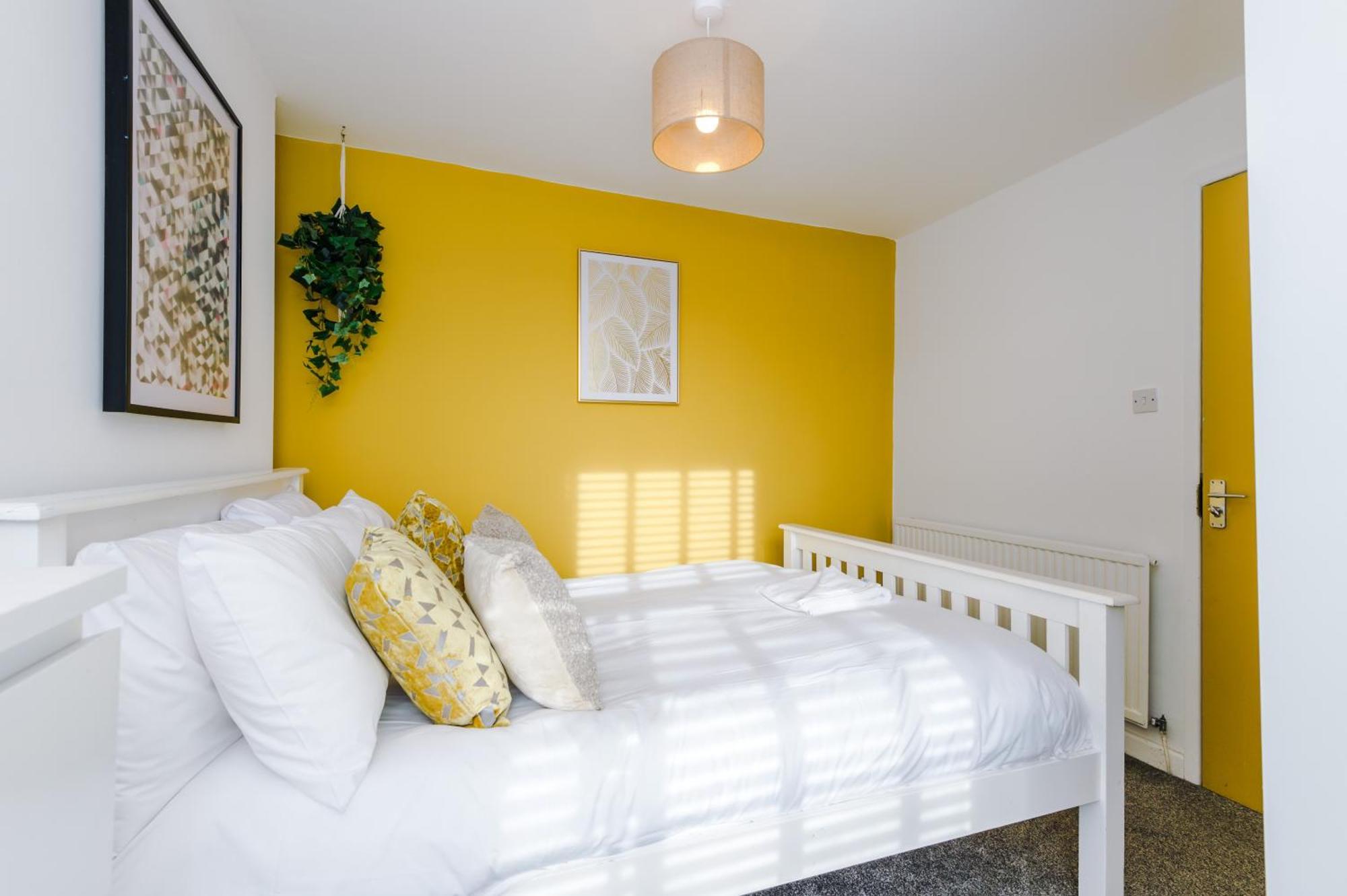 Large 7 Bedroom Town House In Chester City Centre Eksteriør billede