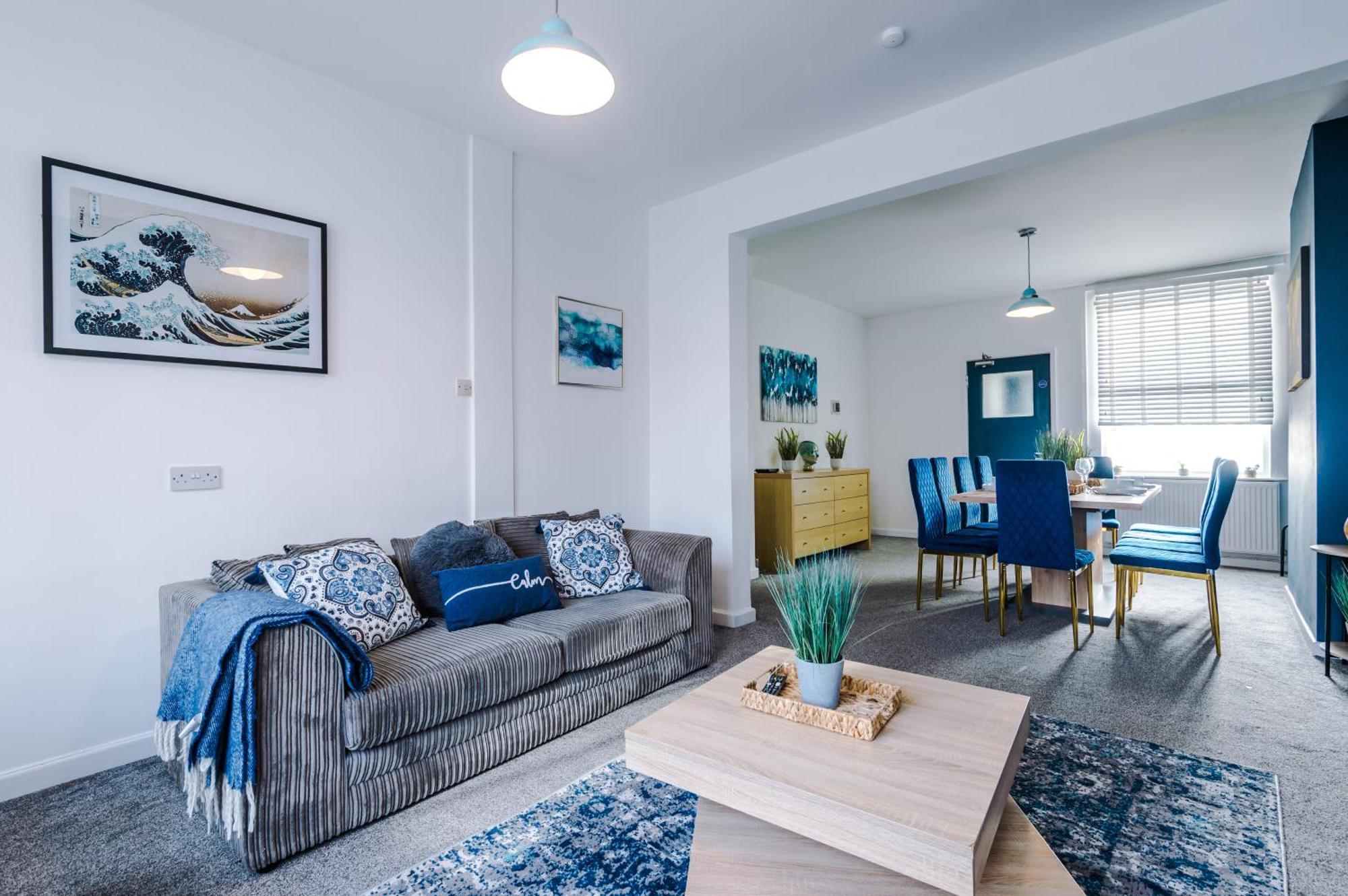 Large 7 Bedroom Town House In Chester City Centre Eksteriør billede