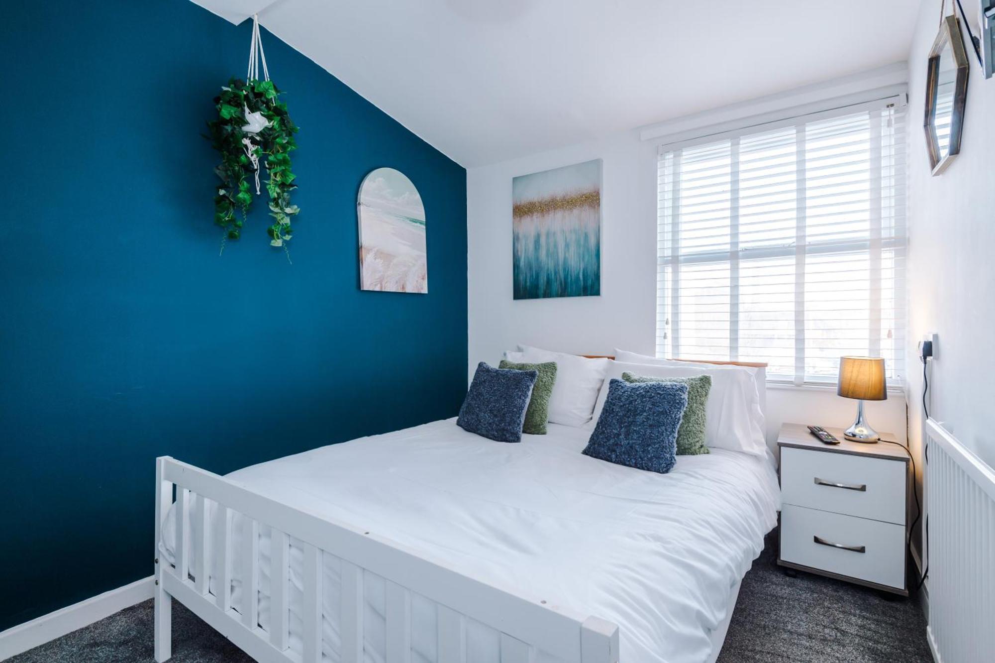 Large 7 Bedroom Town House In Chester City Centre Eksteriør billede