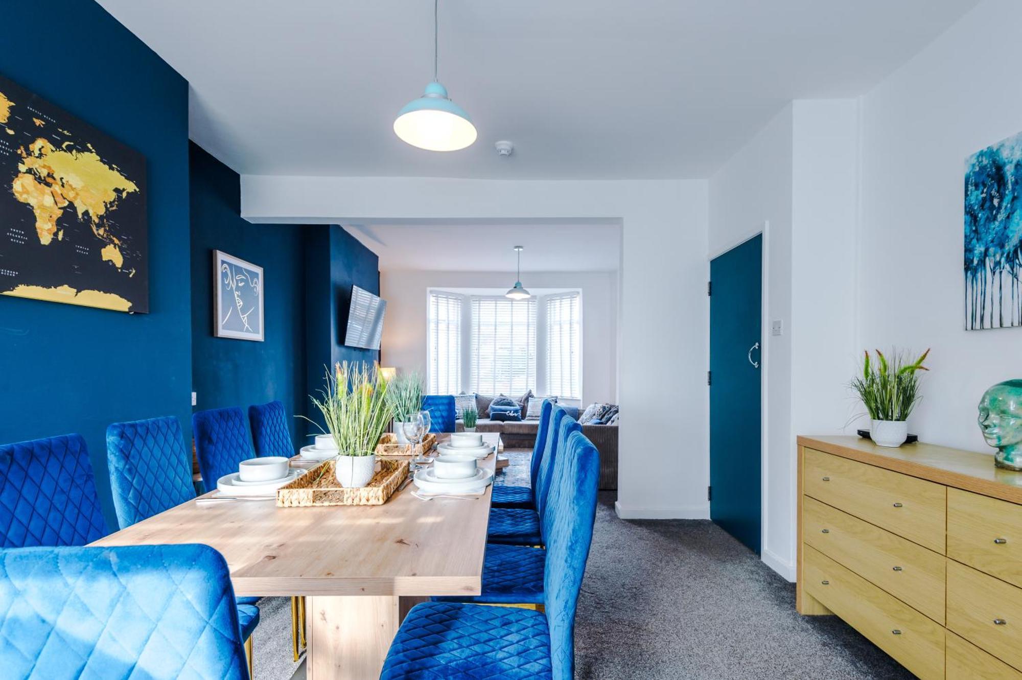 Large 7 Bedroom Town House In Chester City Centre Eksteriør billede